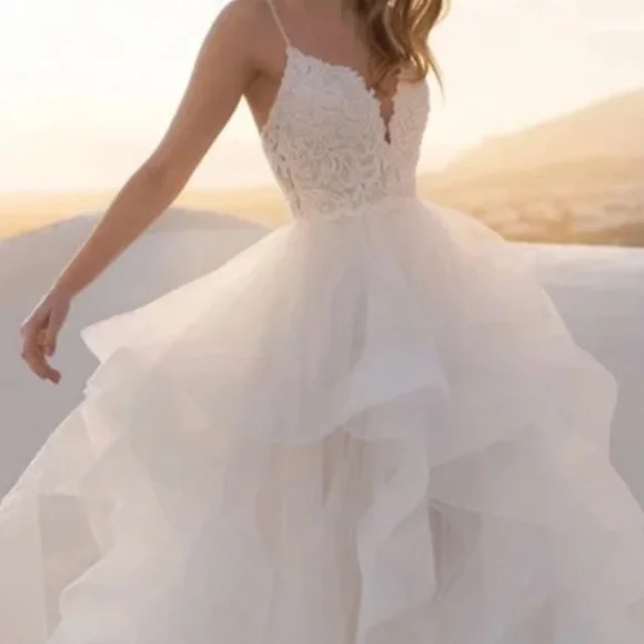 Dresses | Alineprincess Tulle Lace Vneck Sleeveless Sweepbrush Train Wedding  Dresses | Poshmark